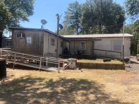 A home in Eustace