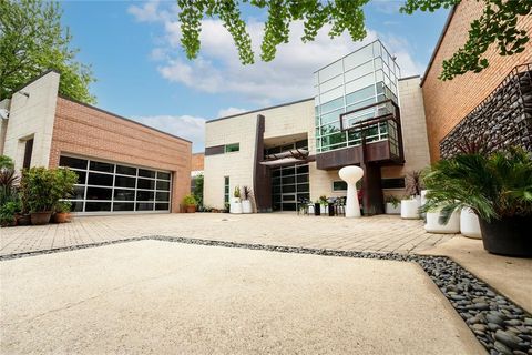 Photo of 3004 Main Street, Dallas, TX 75226 (MLS # 20994246) Photo of 3004 Main Street, Dallas, TX 75226 (MLS # 20994246)