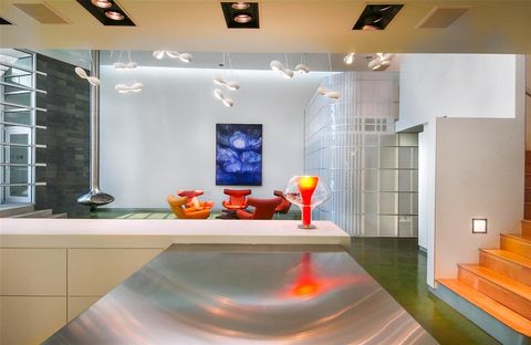 Tiny photo for 3004 Main Street, Dallas, TX 75226 (MLS # 20994246)