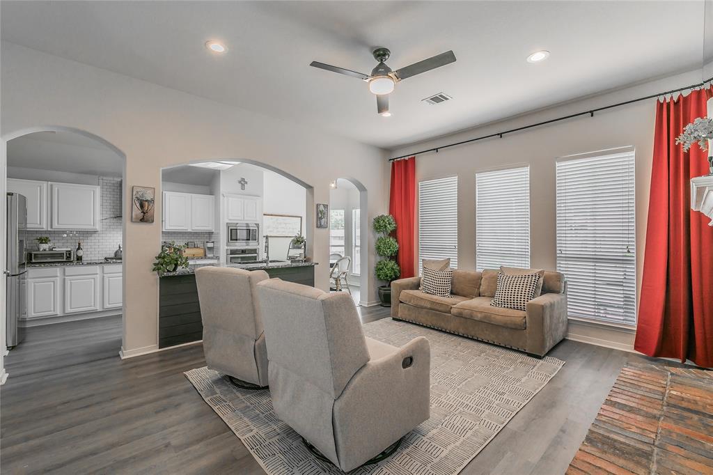 Carriage Gate - Residential