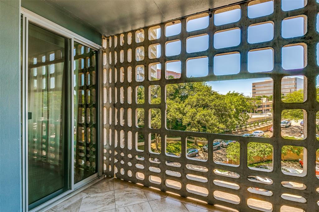 3525 Condominiums - Residential