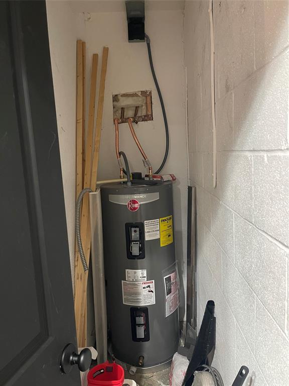 Tholl F J - Commercial Sale