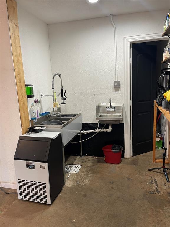 Tholl F J - Commercial Sale