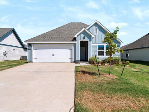 Photo of 740 Amelia Court, Pilot Point, TX 76258 (MLS # 21380101)
