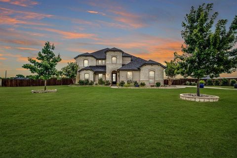 A home in Waxahachie