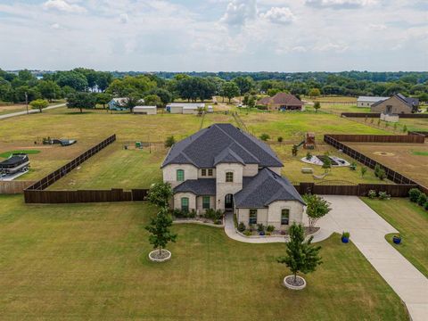 A home in Waxahachie