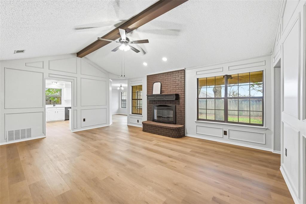 1916 Canterbury Circle