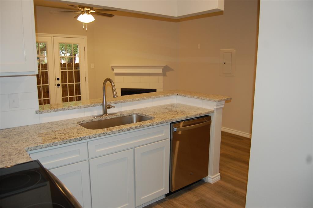 Parkway Quarter Condos - Residential Lease