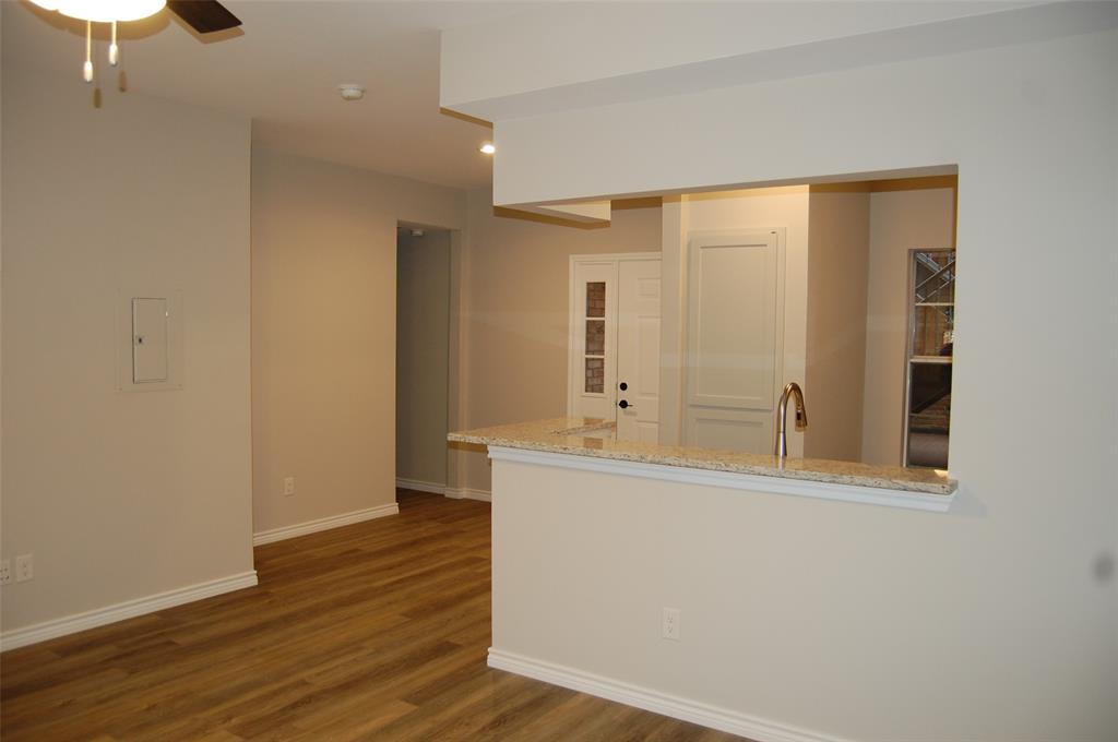 Parkway Quarter Condos - Residential Lease