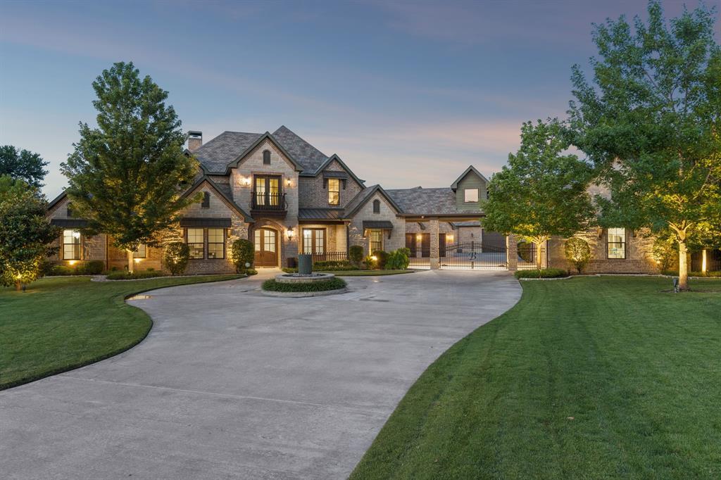 517 Pine Island Circle