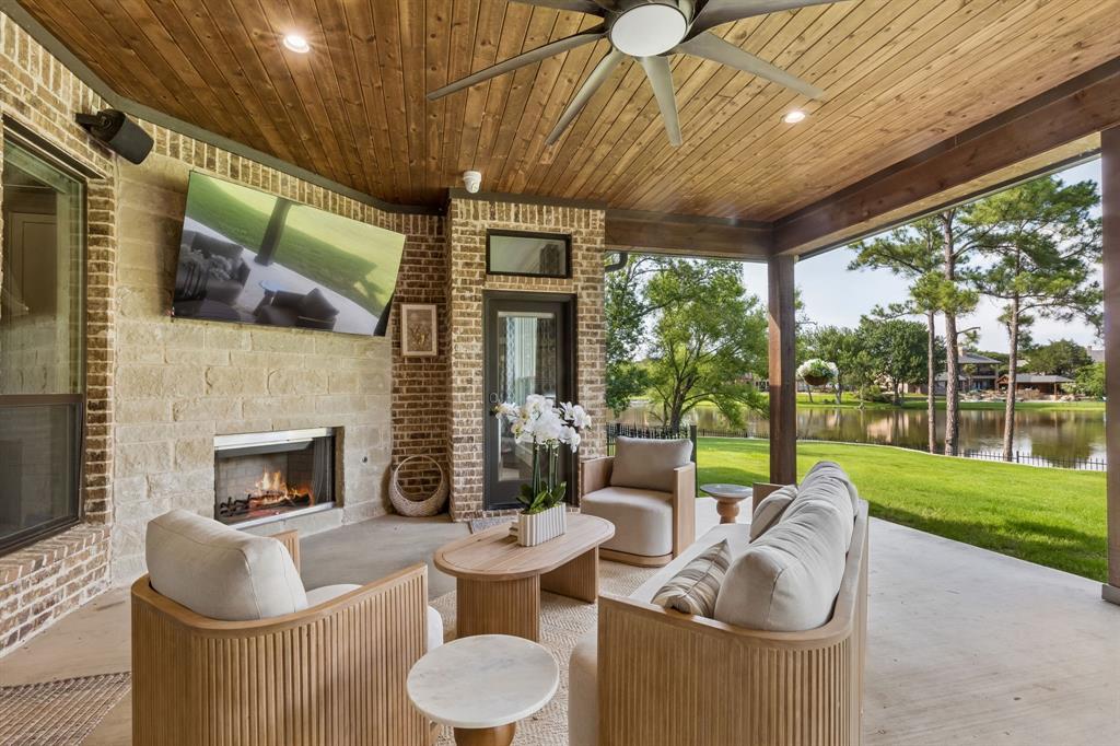 517 Pine Island Circle