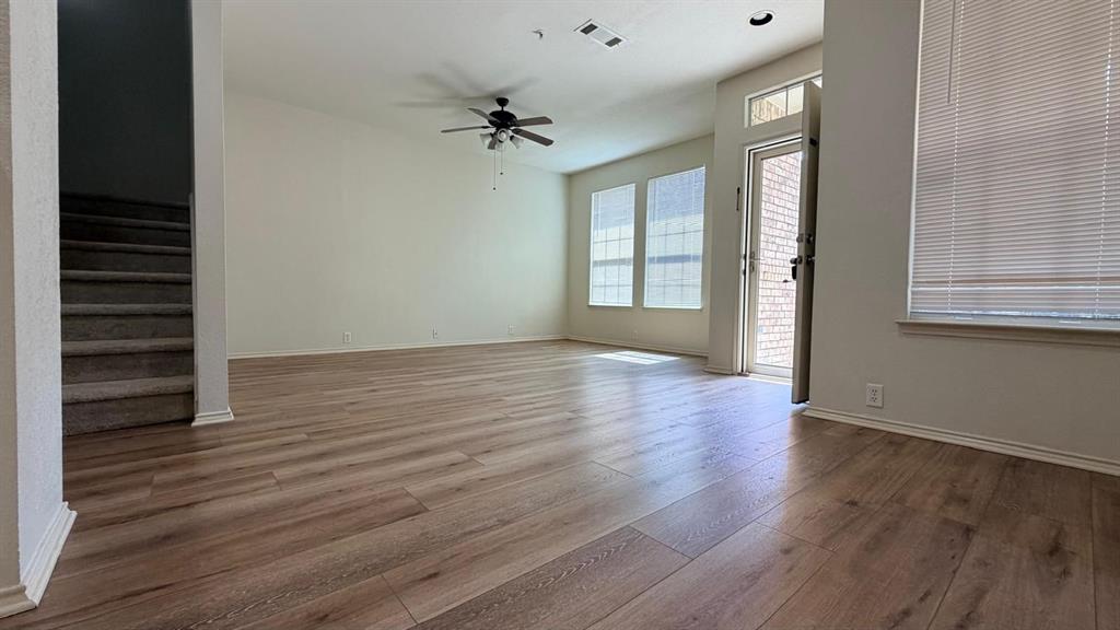 Stoneleigh Place Add - Residential