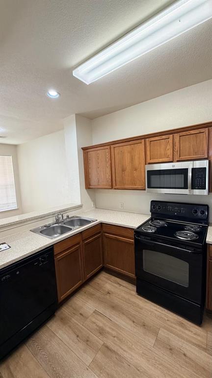 Stoneleigh Place Add - Residential