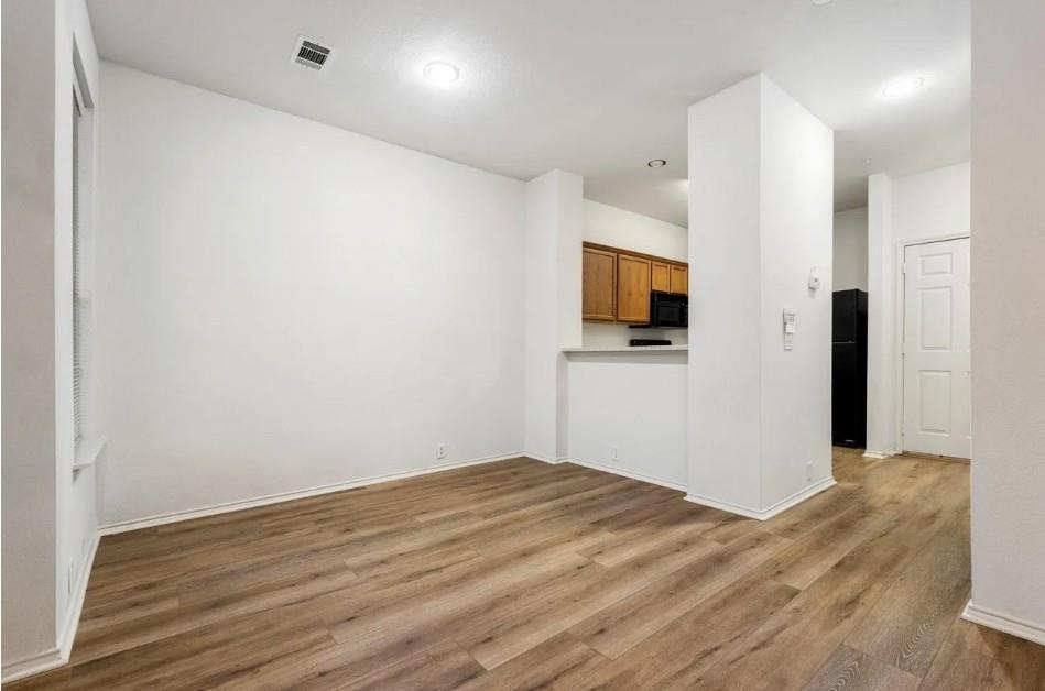 Stoneleigh Place Add - Residential