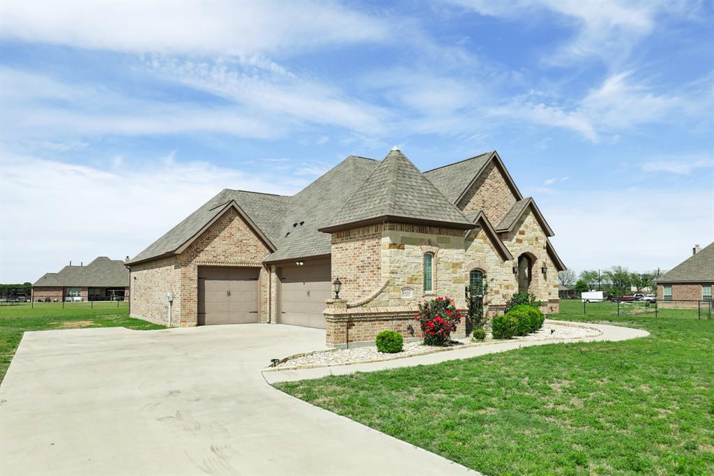 1020 Jesse James Ln, Springtown, TX, 76082