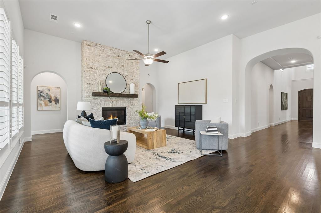 4043 Fairbanks Drive