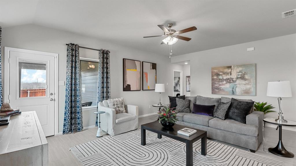 Townes Landing - D.R. Horton - Residential