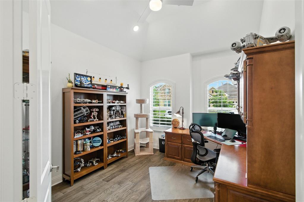 Tavolo Park - Residential