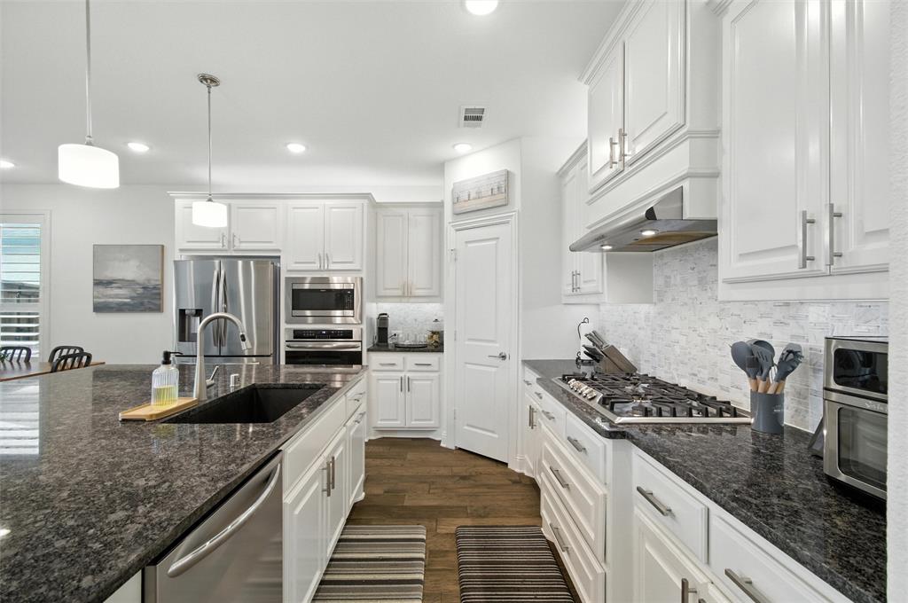 Tavolo Park - Residential