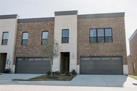 A home in Waxahachie