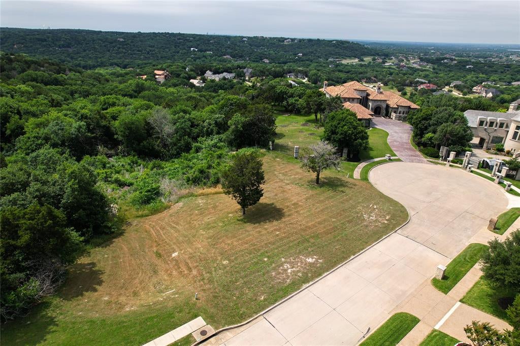 2132 Grand View Court