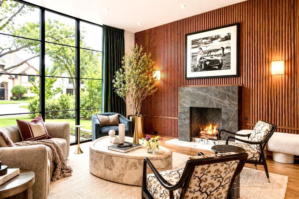 3517 Villanova Street