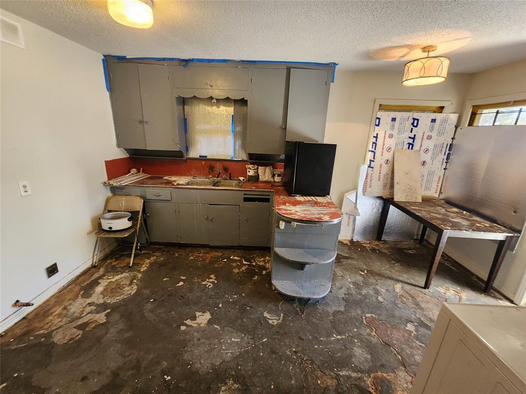 Cedar Crest Village 05 - Residential