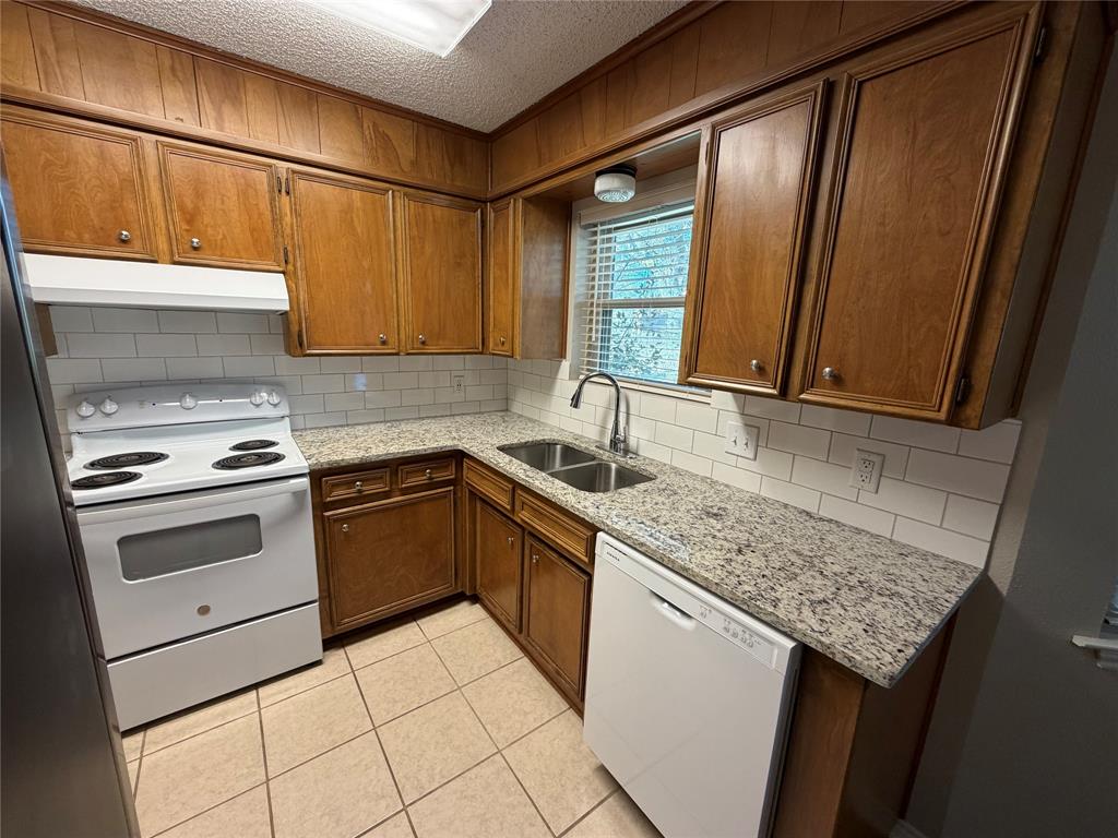 College Park - Residential Lease