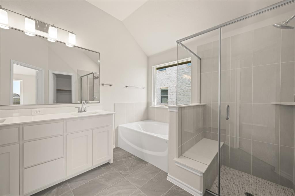 2212 Castle Rock Lane