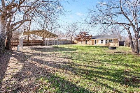 A home in Burleson