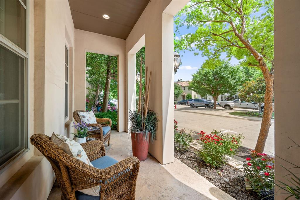 76 Casa Lane