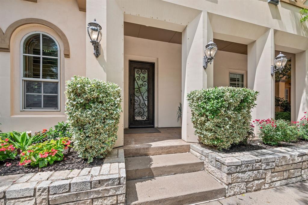 76 Casa Lane