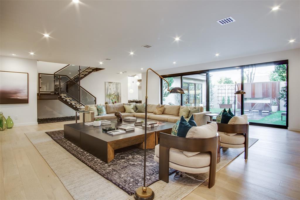 Chamberlain Arlington Heights 1st - Residential