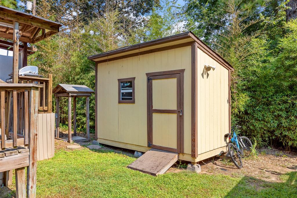 Pine Trail Shores - Residential