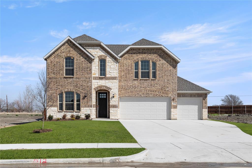 512 Pinnacles Court