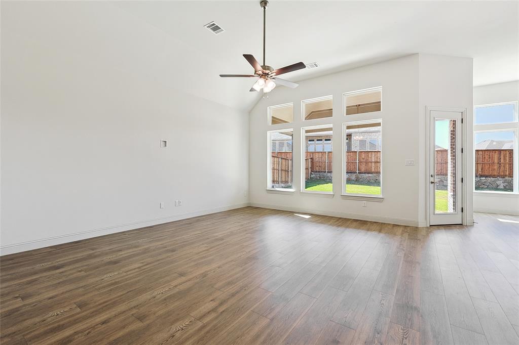 513 Carriage Hill Road