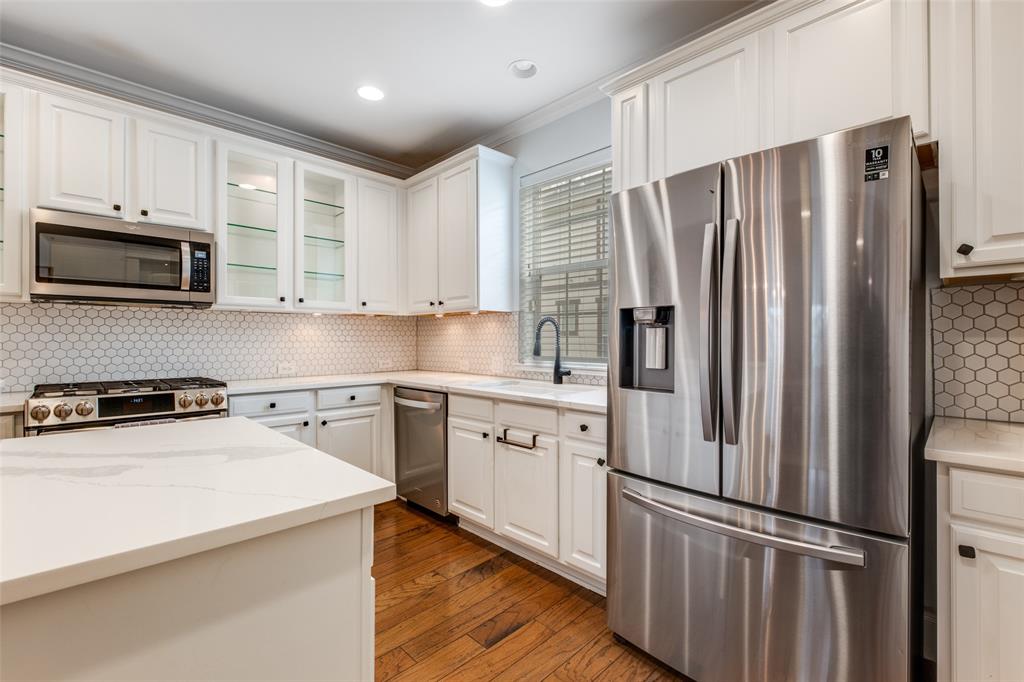 Stratford At Lakewood Condos Amd - Residential