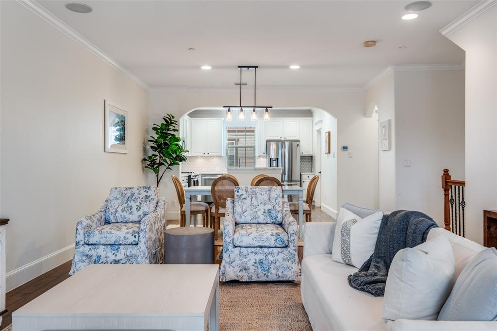 Stratford At Lakewood Condos Amd - Residential