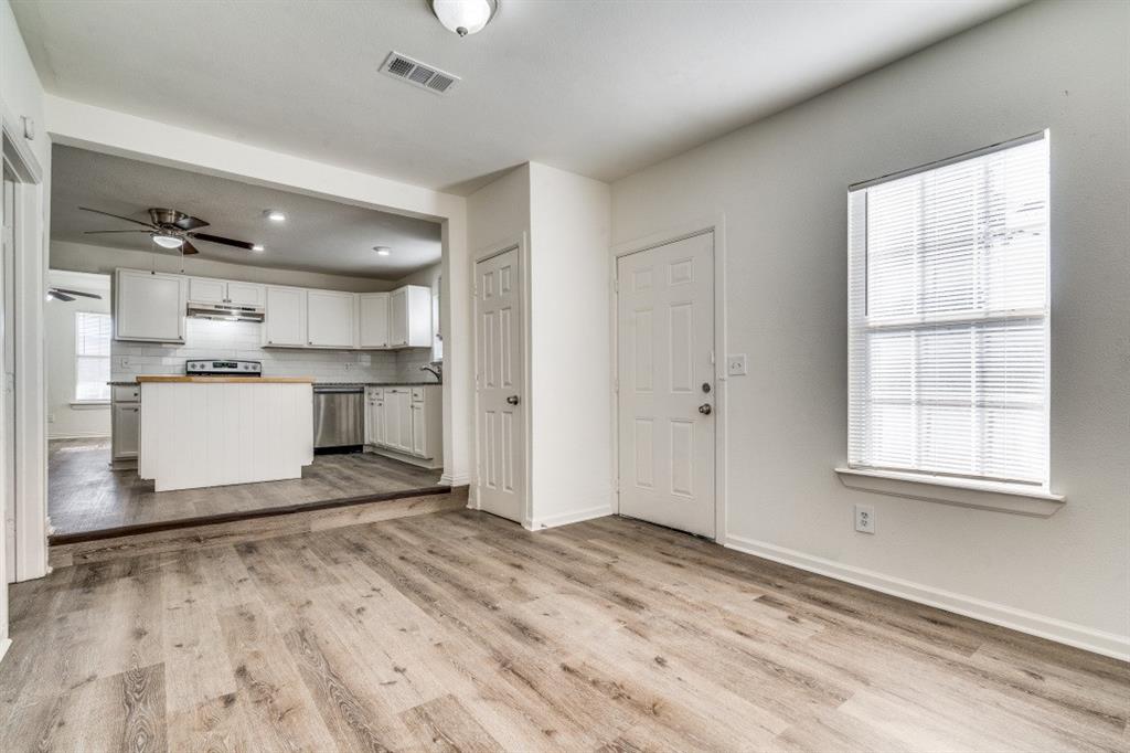 Dallas Land & Loan 02 - Residential