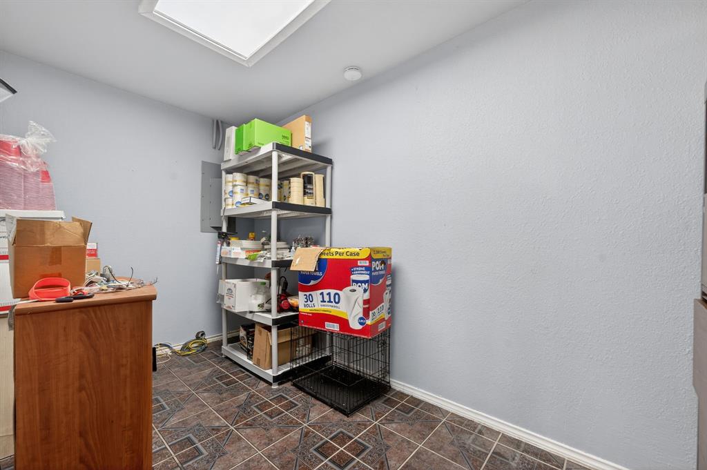 Lockhart Add - Commercial Sale