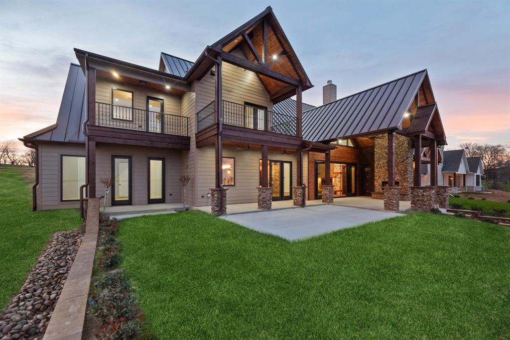 Diamond Point - Residential