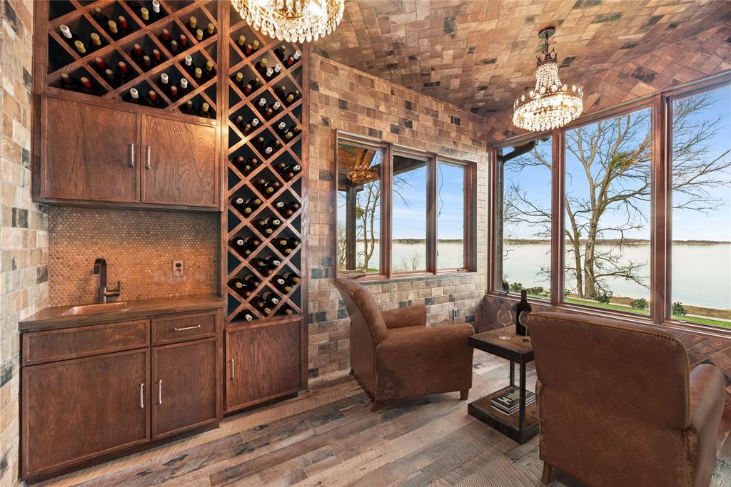 340 Emerald Lane