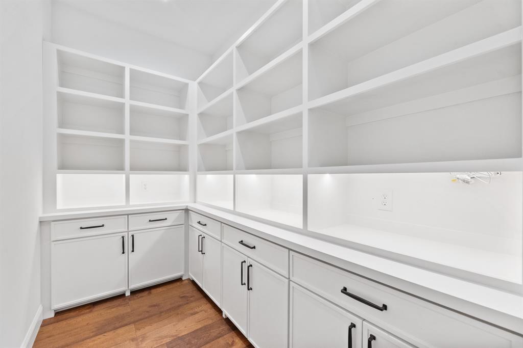 Diamond Point - Residential