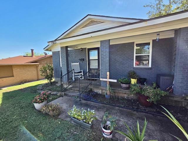 7933 Tumbleweed Trail