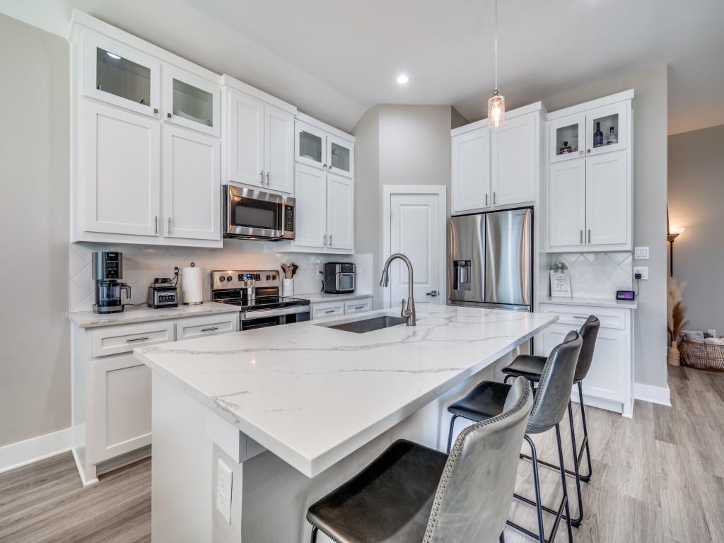 Joe A 02 Irvin - Residential