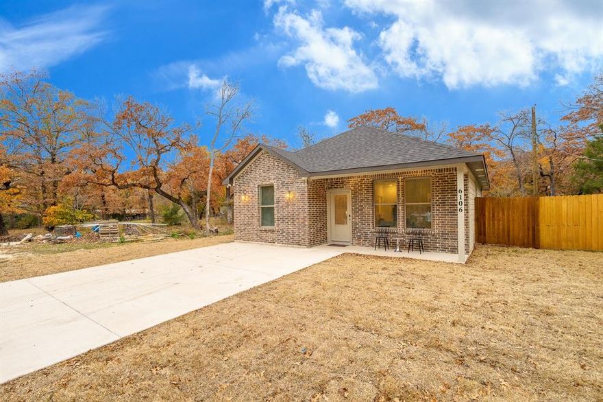 Welcome to your new Lake Resort! Nestled just two streets away from Cedar Creek Lake, this delightful 3-bedroom, 2-bathroom home offers the perfect blend of comfort and modern living. This home is SHOW STOPPER! Looks like a model home with all the perfect blends of space and natural lighting throughout. Kitchen with lots of cabinets and stainless steel appliances and glass door overlooking the super cute yard with deck and turf, perfect for entertaining or fireside chat, fenced-in backyard provides lots of privacy. Enjoy living here full time, keep as lake house or even income generating opportunity. Residents & guests can enjoy boating, ramp, playgrounds, fishing, and lakeside leisure.? The Marina close by also offers waterside patio dining, entertainment and so much more. Come see why this is the CUTEST house in Indian Harbor!