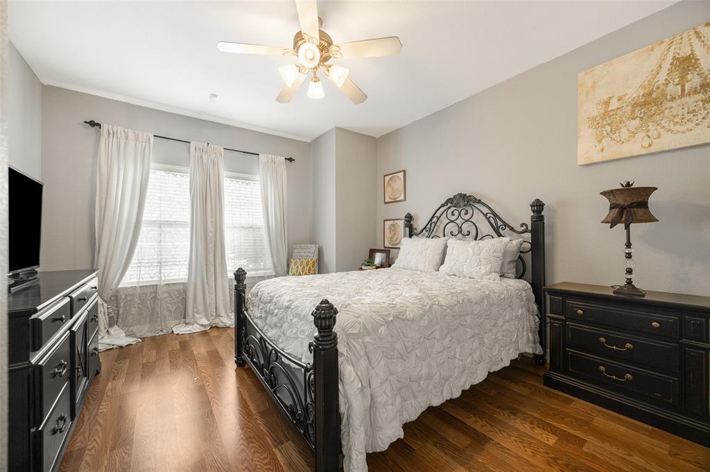 Gillespie Tr - Residential