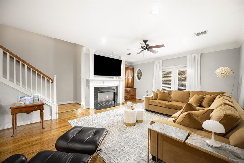 Gillespie Tr - Residential