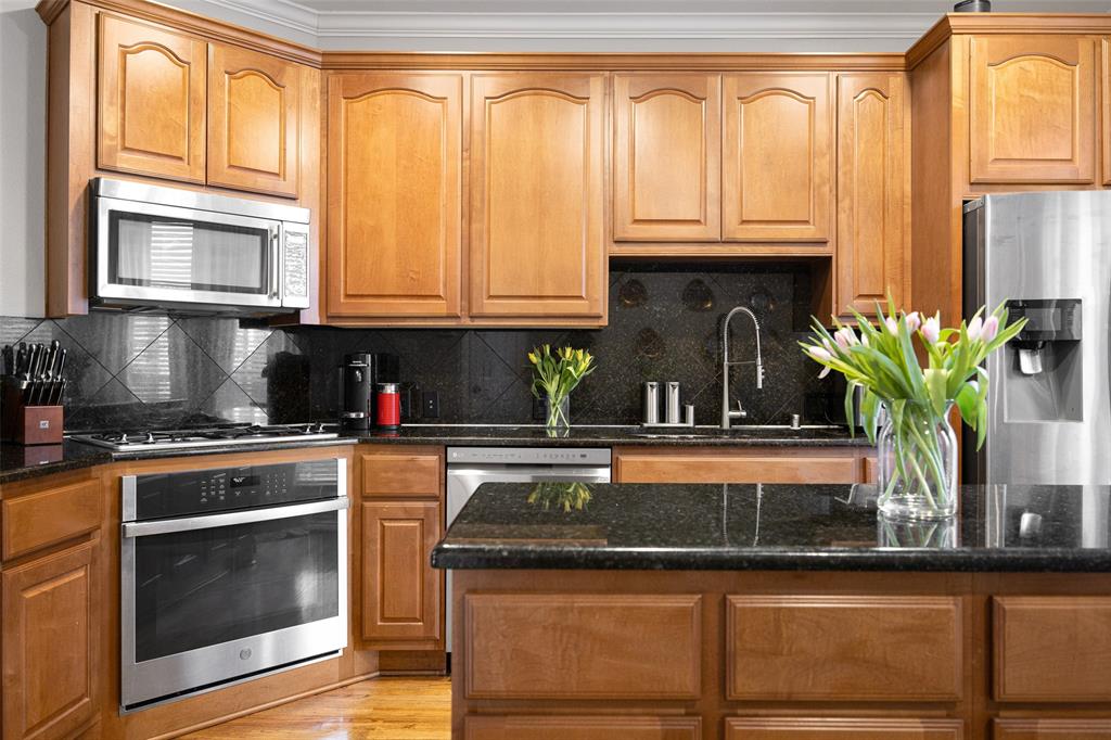 Gillespie Tr - Residential