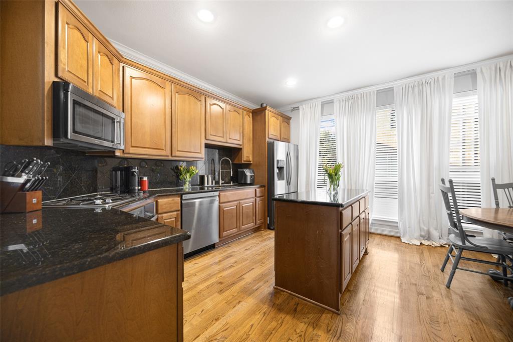 Gillespie Tr - Residential